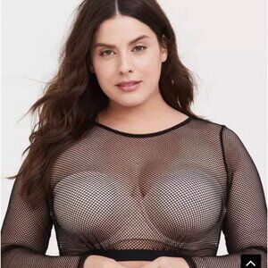 🖤 Torrid Black Fishnet Crop Top – Size 1 (XL/14-16)